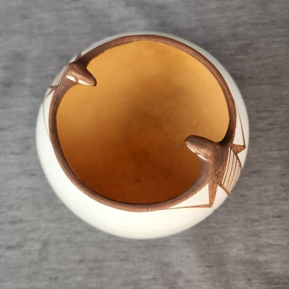 Pueblo Zuni Pottery Lizard Pot Anderson Jaime Avelia Peynetsa New Mexico Vase - Picture 5 of 10